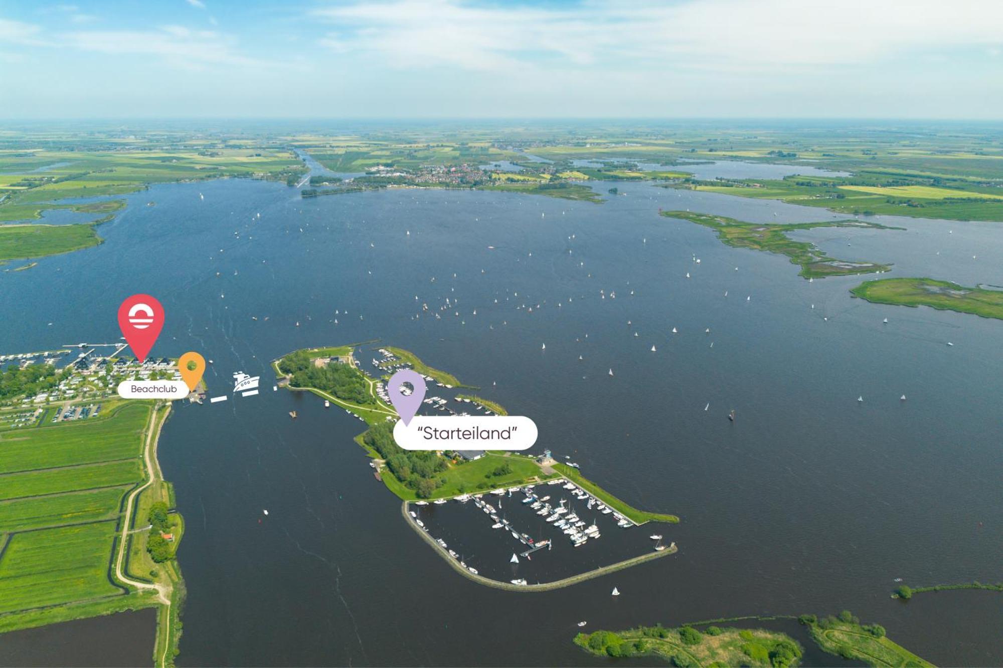 Welcome In - Houseboat 'Elysium' Met Eigen Aanlegsteiger Sneek - Offingawier Exteriör bild
